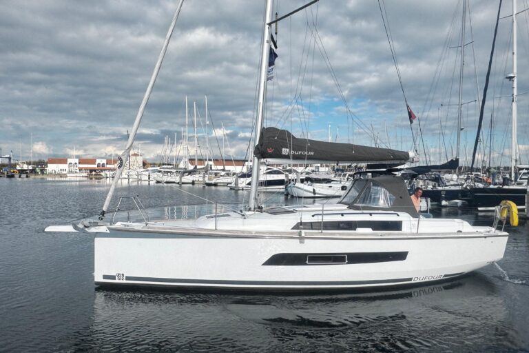 Dufour - 32
