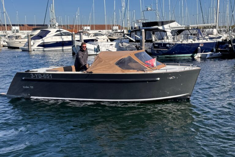 Maxima - 730
