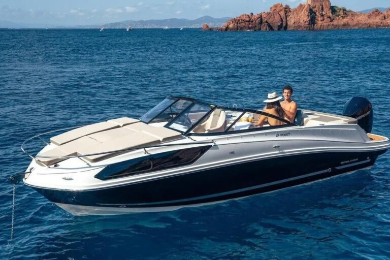 Bayliner - VR6 Cuddy